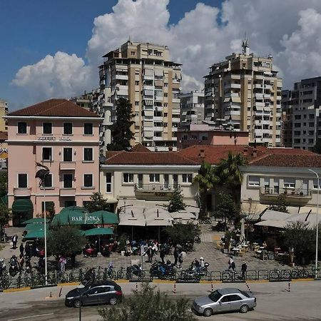 Central Apartment Tirana Buitenkant foto